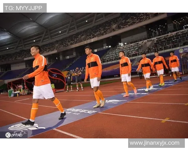 武汉排球队创造排球耐力新纪录引发广泛关注和热议